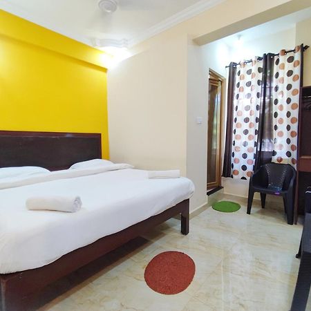 Hotel Candolim Aloft Экстерьер фото