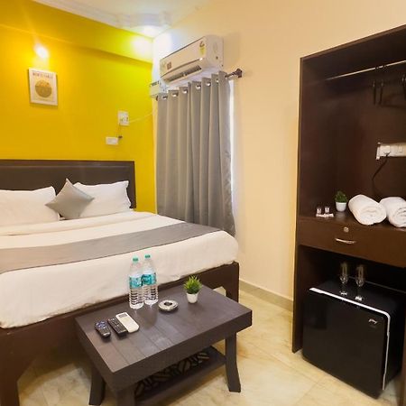 Hotel Candolim Aloft Экстерьер фото