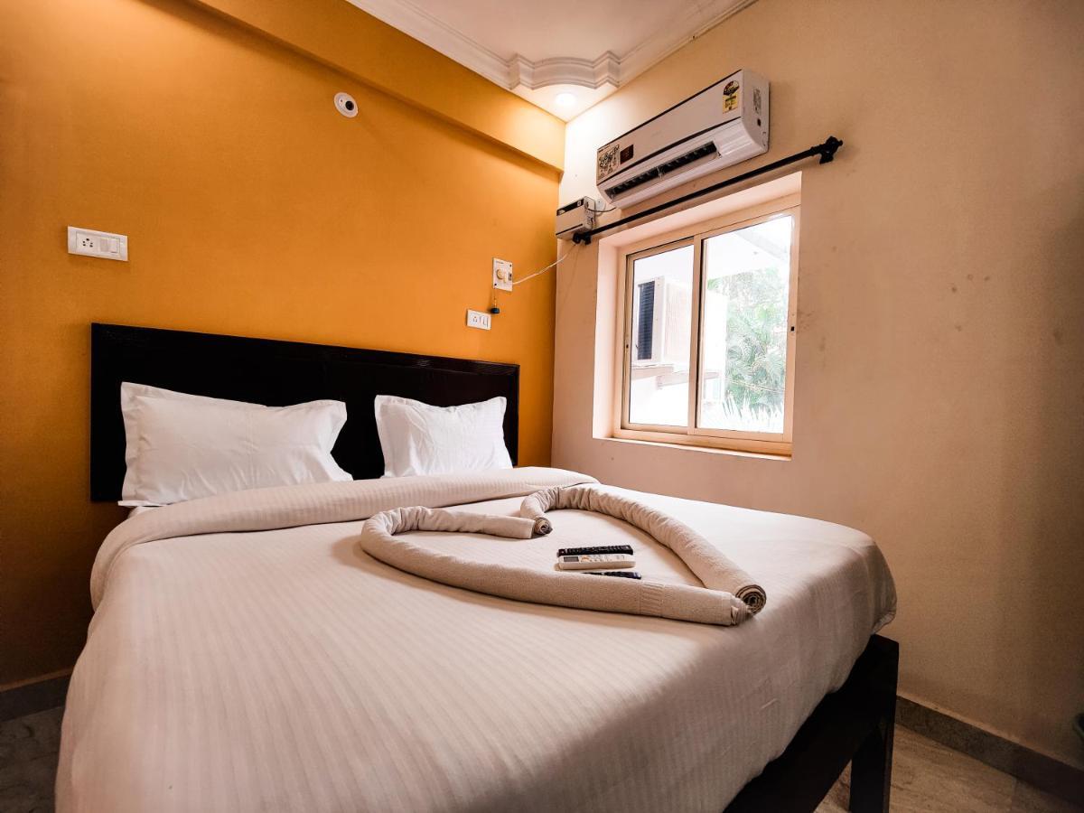 Hotel Candolim Aloft Экстерьер фото