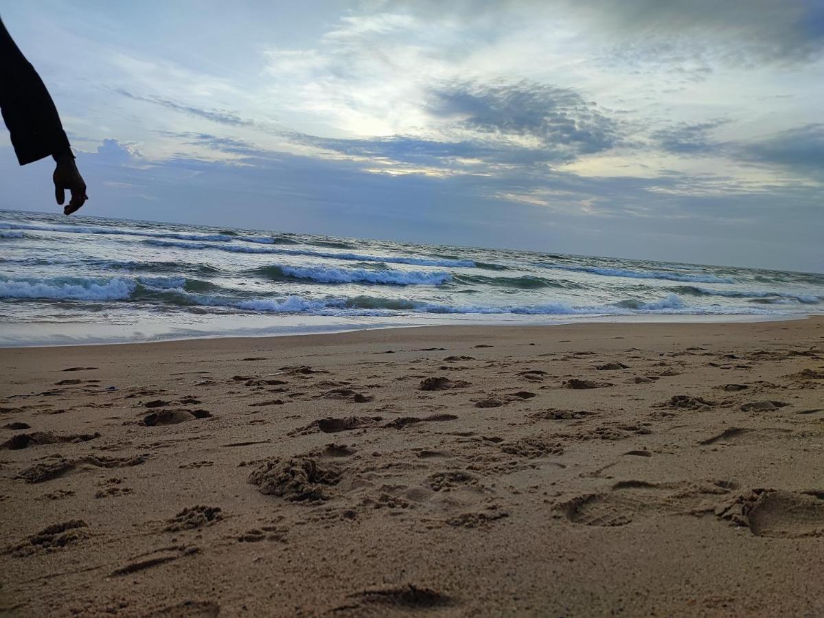 Hotel Candolim Aloft Экстерьер фото