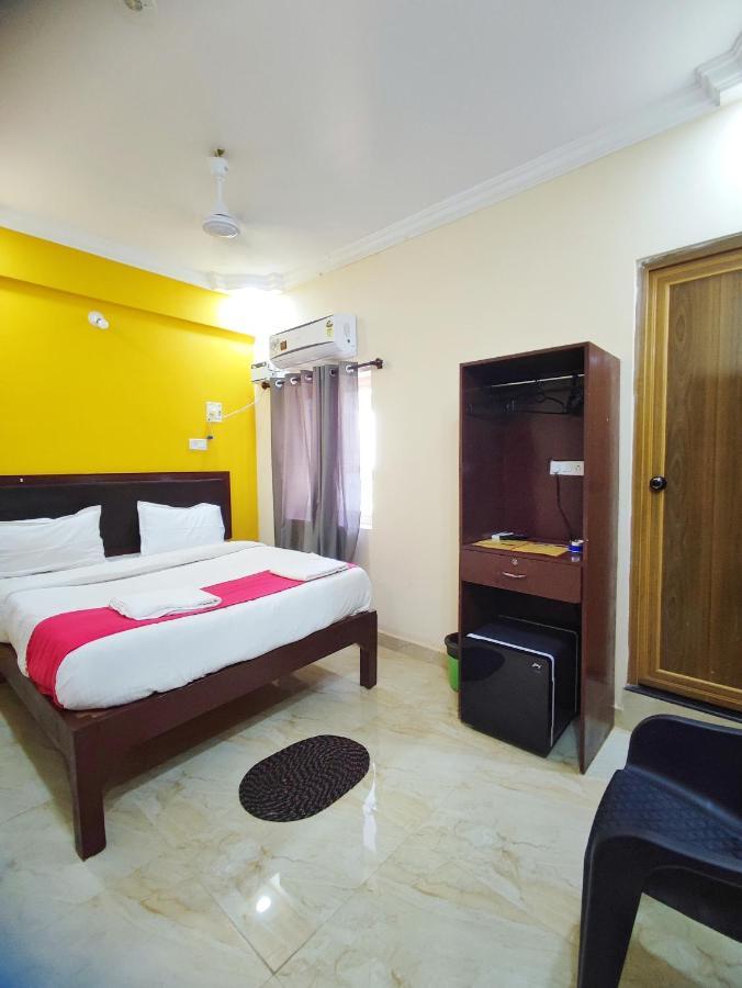Hotel Candolim Aloft Экстерьер фото