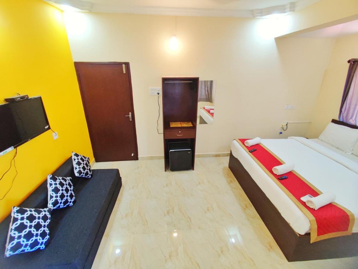 Hotel Candolim Aloft Экстерьер фото