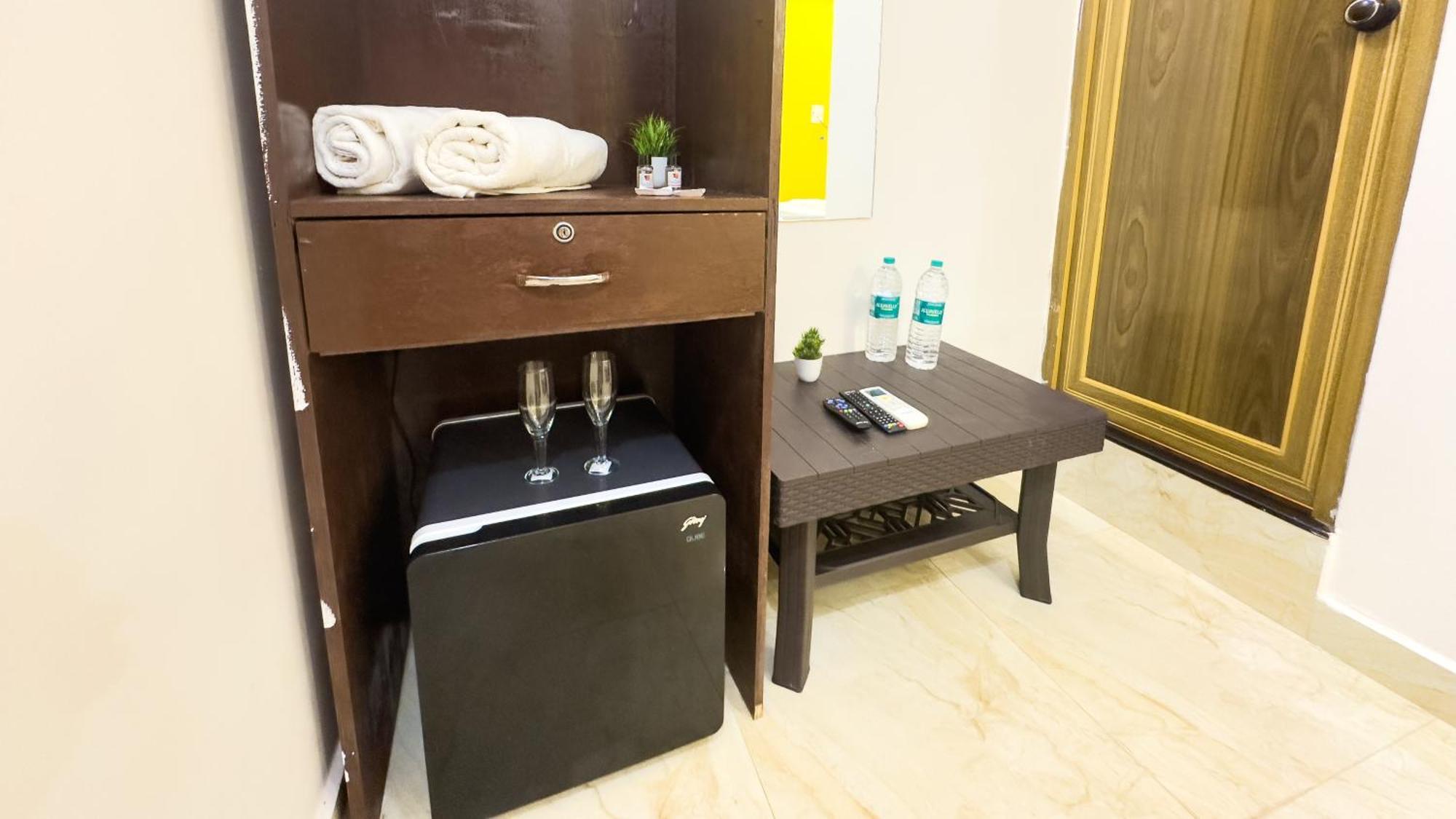 Hotel Candolim Aloft Экстерьер фото